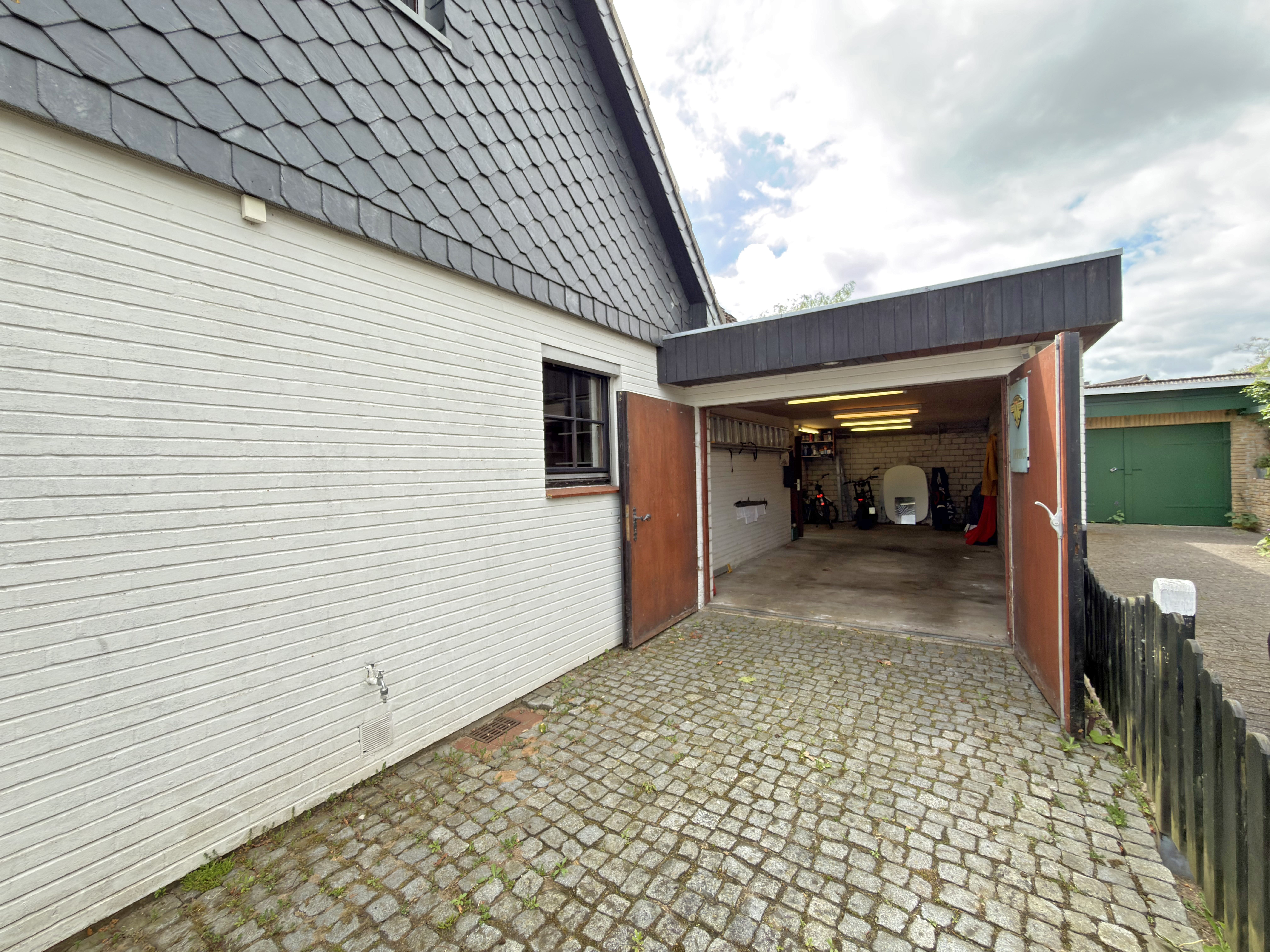 Garageneinfahrt